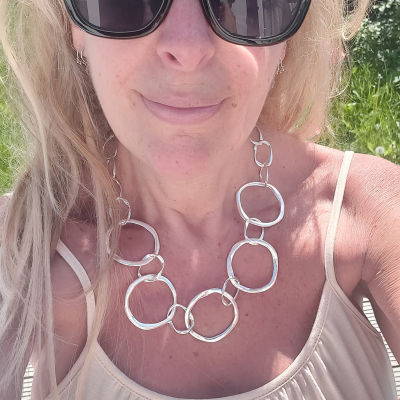 Silver Hammered Circles Linked Necklace